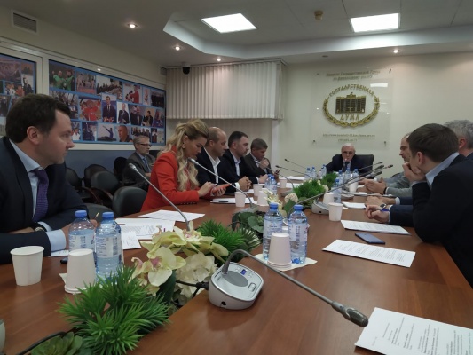Встреча членов московского отделения на площадке Комитета по финансовому рынку Госдумы РФ