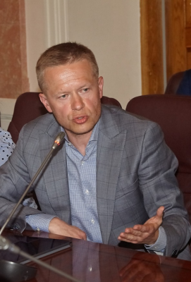 Денис Гудков назначен руководителем рабочей группы в Министерстве спорта РФ