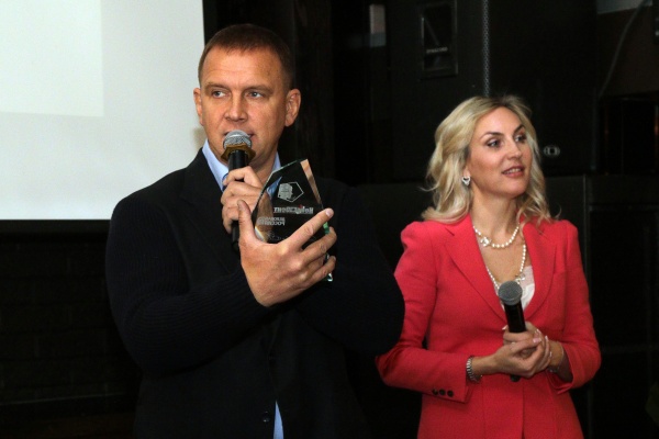 Дмитрий Ахтуба и Светлана Гагарина вручили премии "Красивый бизнес"